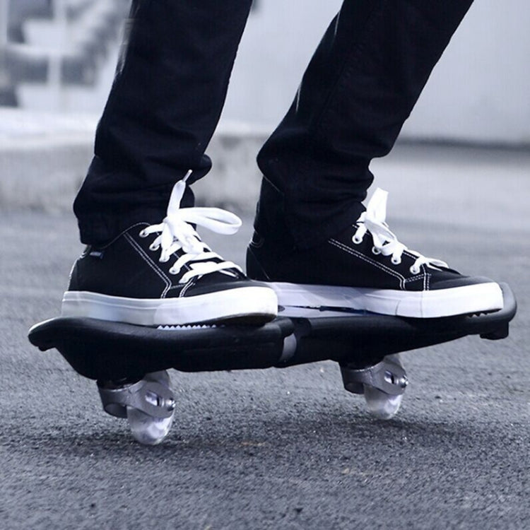 Fashion Vulcan Pattern Two-wheeled Skateboard Luminous Flash Wheel Vitality Board