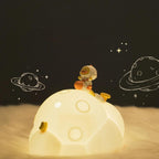 ICARER FAMILY IF-YD04 Cartoon Silicone Night Light Ornaments Astronaut Moon Lamp